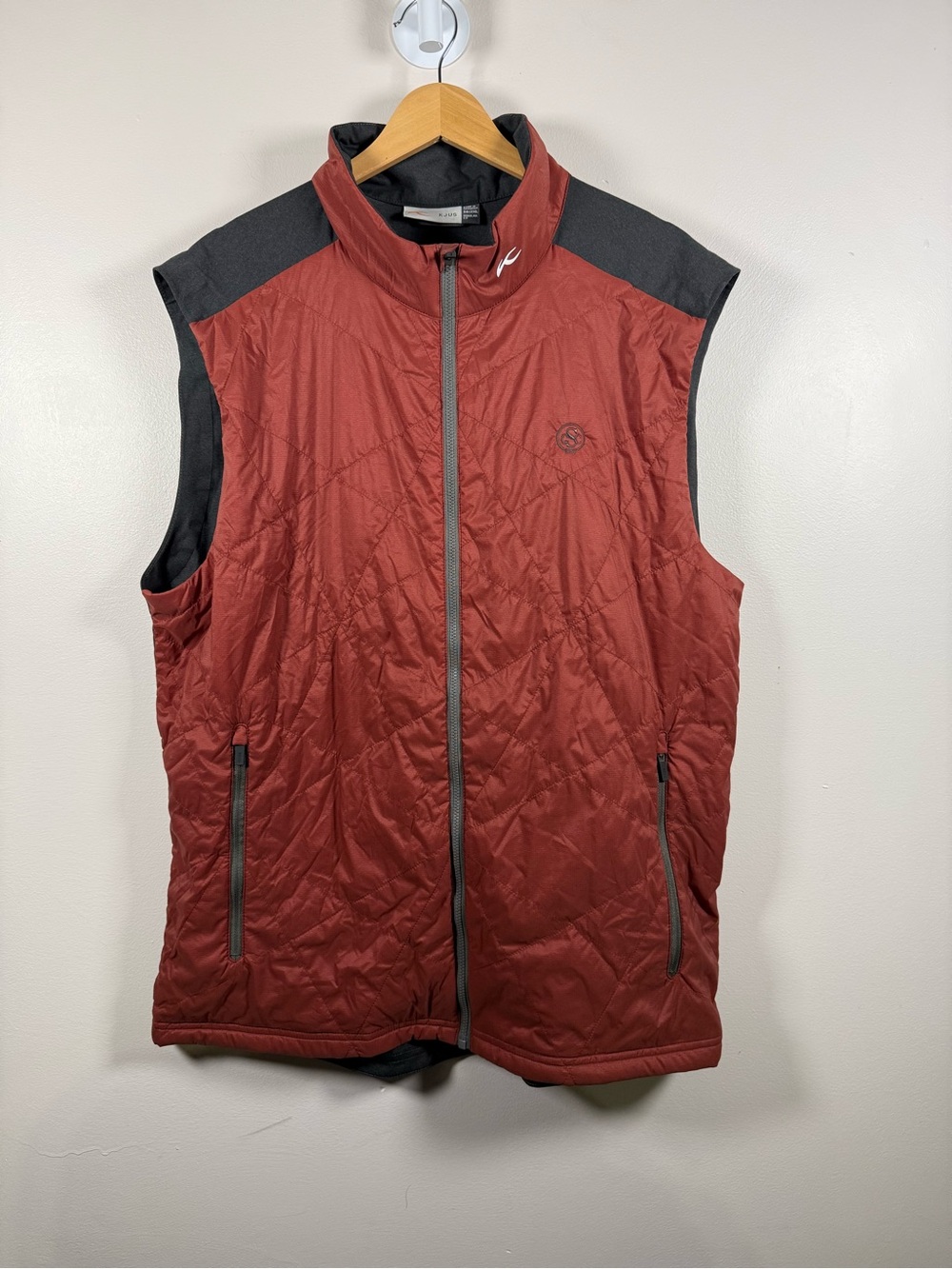 Men's Quilted Rust Performance Vest with Contrast Shoulders